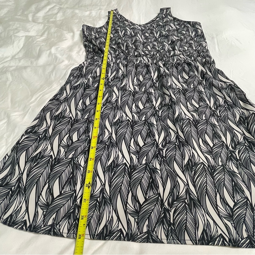 KAVU Ensenada Gray and Black Fabric outdoor‎ Dress - Picture 13 of 14